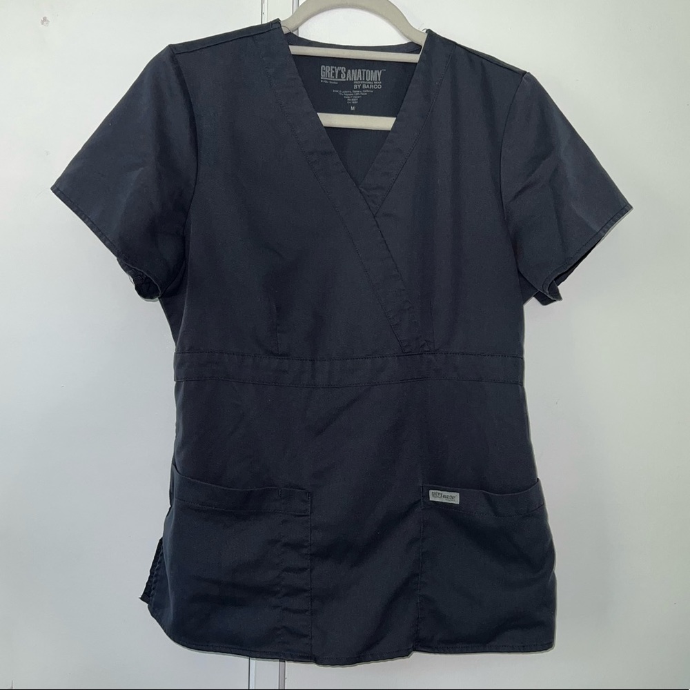 Grey’s Anatomy scrubs top size medium